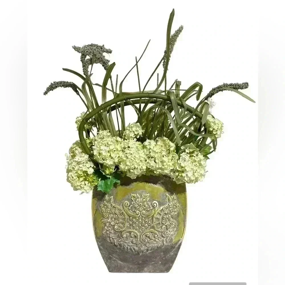 Bombay Vase w/faux flowers
